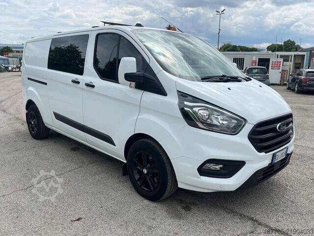  Ford Transit Custom