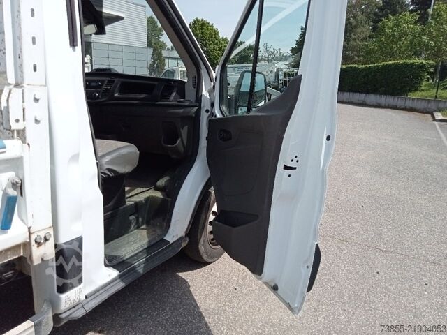 वाणिज्यिक वाहन - टिपर Ford Transit