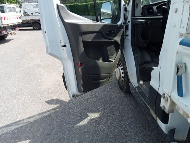 वाणिज्यिक वाहन - टिपर Ford Transit