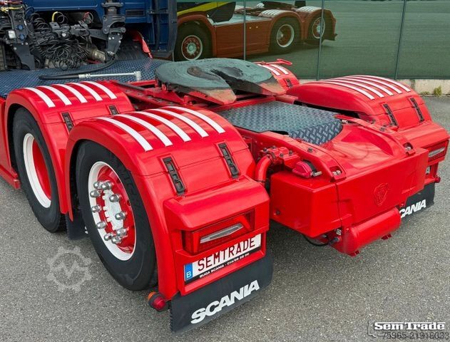 标准牵引车头 SCANIA R560 SUPER FULL OPTIONS PTO + HYDRAULICS SPECIAL