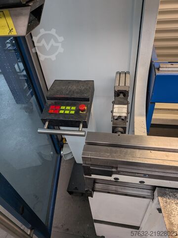 Kantpresse Trumpf TruBend 5058. YEAR 2008 TASC 6000