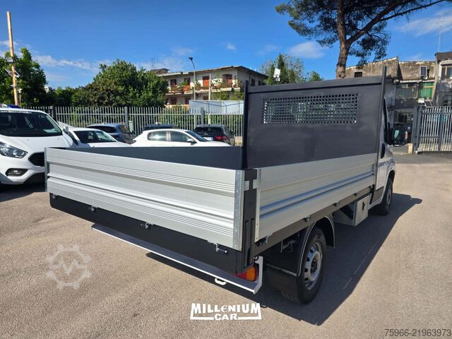 Transporter mit Koffer FIAT FIAT DUCATO 2022 CASSONE M3,30