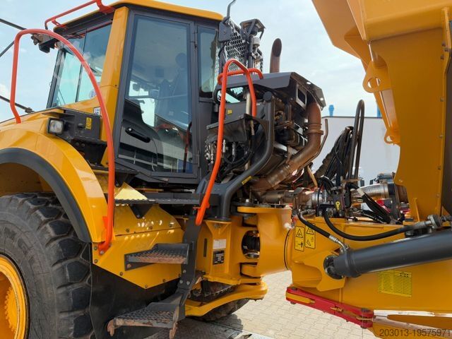 自卸卡车 VOLVO A25G Dumper 9.722 h Baujahr 2021