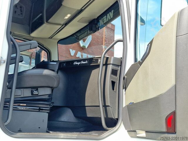 Standard-SZM Volvo FH 13.500 Globetrotter XL 6x2 - Retarder - Full...