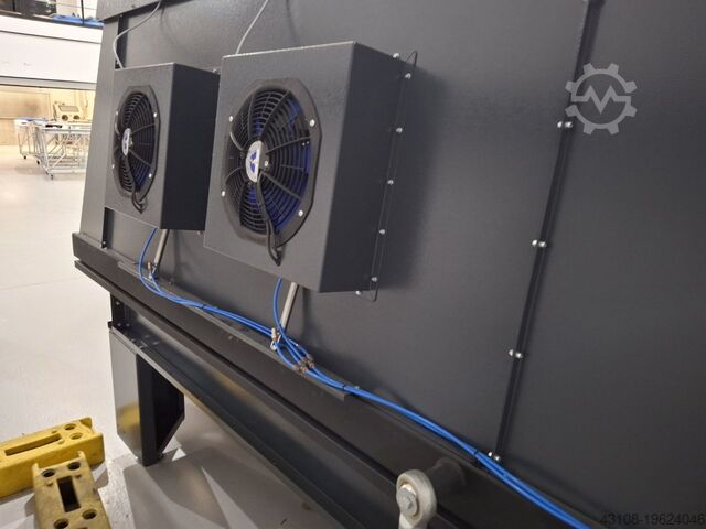 Infračervený vákuový lis LT Infra Red Heated Press