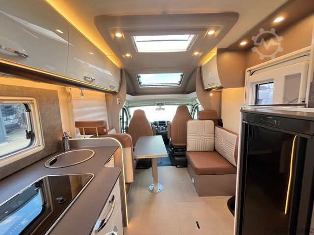 Half-integraal camper BÜRSTNER Lyseo TD 727 G