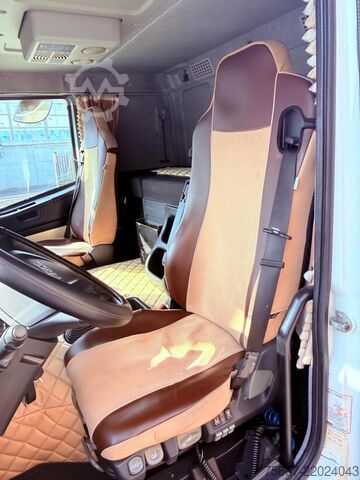Platforminis sunkvežimis Iveco STRALIS 360