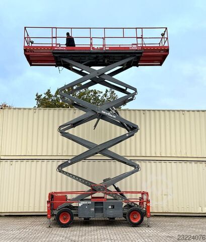Plataforma de trabajo Skyjack SJ9250RT 4x4 / 17.2 Meter / 2015 BJ