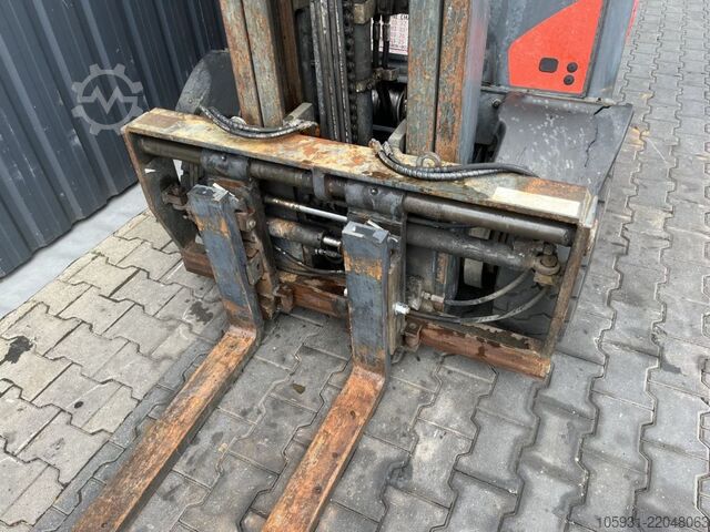 Wózek widłowy z silnikiem wysokoprężnym Linde H25D-02