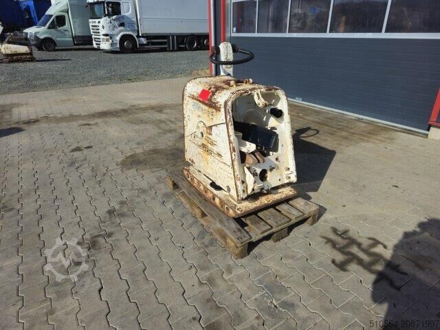 Weber CR8 / Rüttelplatte / Ersatzteile - defeckt Weber CR8 / Rüttelplatte / Ersatzteile - defeckt