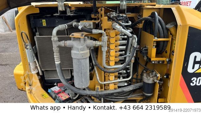 Гасеничен багер CATERPILLAR 308 E2CR  Kettenbagger / Schild Powertilt Bj2014