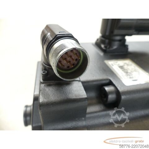 блок управления KUKA 1FK7105-5AY81-1YY3-Z S18 Servomotor SN: YFU350414647002