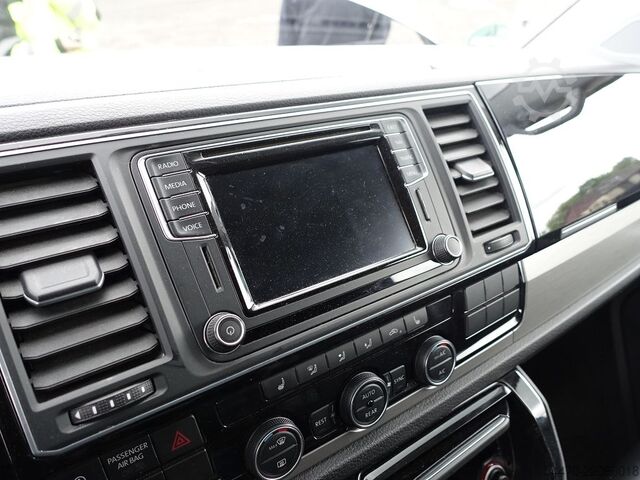 Minibussi VW MULTIVAN EZ: 2016 - KM 193361