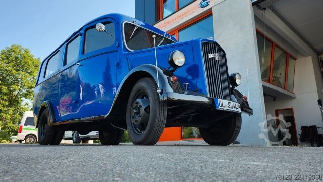 Minibus Opel Blitz