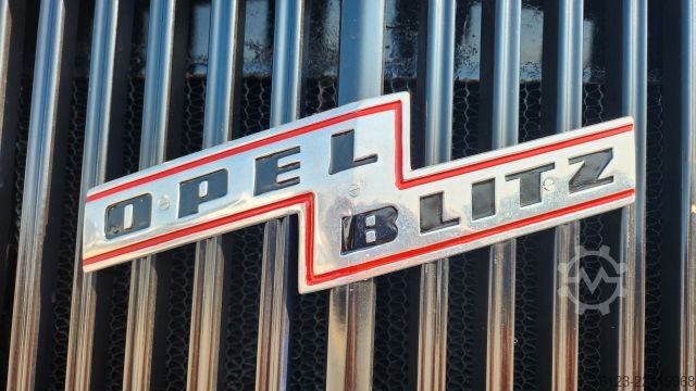 Minibus Opel Blitz