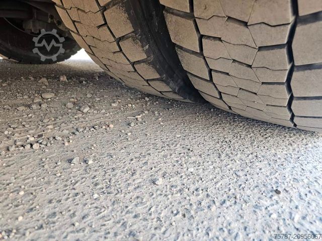 Standart çekici ünitesi SCANIA R500, Retarder, Navi, Standklima, 19.000 Kg