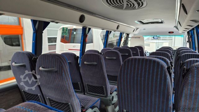 Miniautocarro IVECO 2x Daily 70 Lagerfahrzrug Ferqui Sunrise 2,5 m B