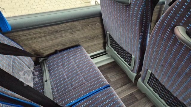 Miniautocarro IVECO 2x Daily 70 Lagerfahrzrug Ferqui Sunrise 2,5 m B