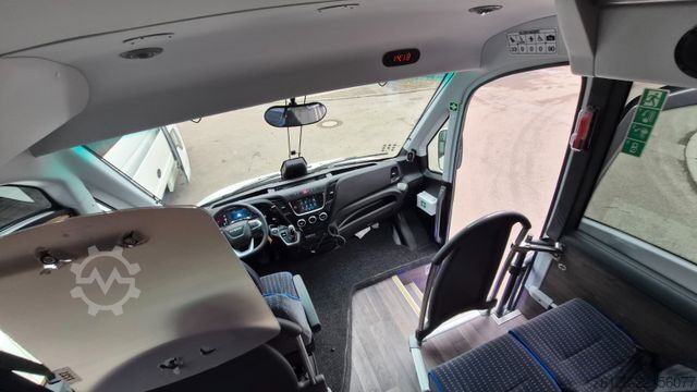 Miniautocarro IVECO 2x Daily 70 Lagerfahrzrug Ferqui Sunrise 2,5 m B