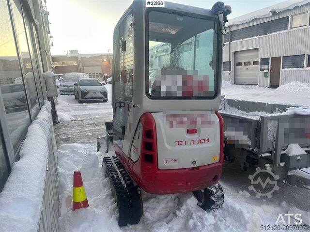 Bandgrävare Takeuchi TB216 mini digger w/ 3 buckets. See hours! WATCH V