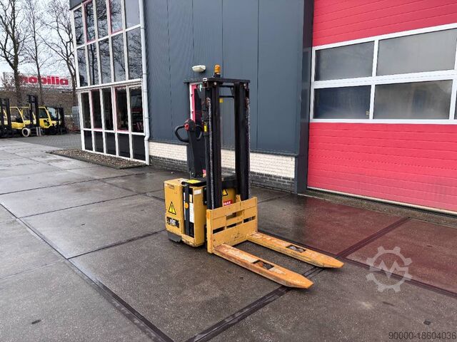 Stivuitor Caterpillar NS1400P 1400kg Stapelaar