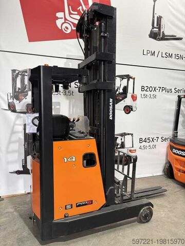Schubmaststapler Doosan BR14JW-5 neu (unused) neue Batterie bei Lieferung
