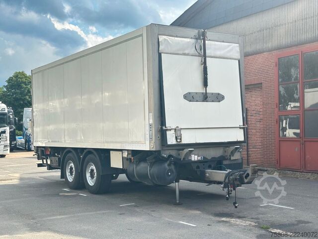 Remolque frigorífico  Kerscher Kühl Carrier 850 Durchlade Hydraulisch