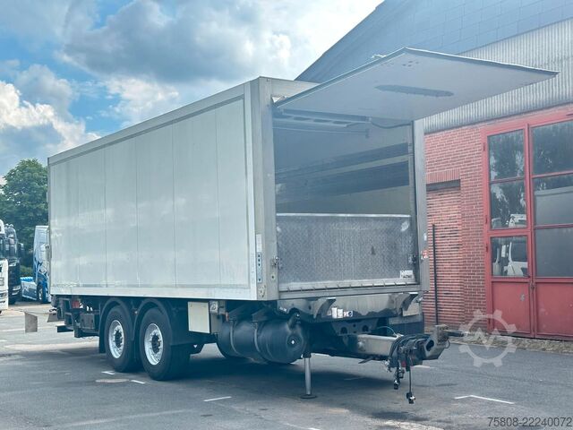 Remolque frigorífico  Kerscher Kühl Carrier 850 Durchlade Hydraulisch