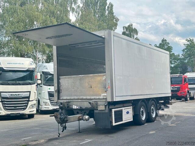 Remolque frigorífico  Kerscher Kühl Carrier 850 Durchlade Hydraulisch