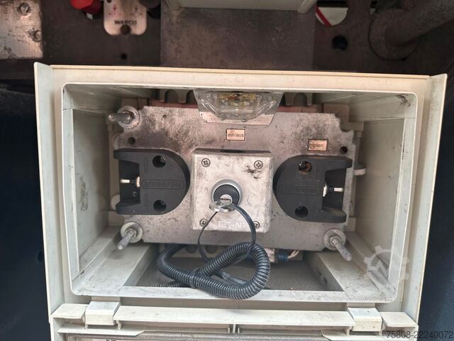 Remolque frigorífico  Kerscher Kühl Carrier 850 Durchlade Hydraulisch