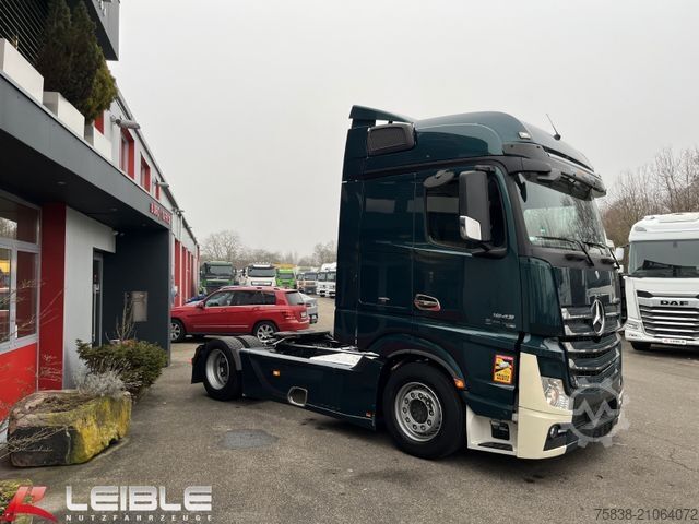 Volume tractor unit MERCEDES-BENZ Actros 1843*Big Space*VollLuft*Nebenantrieb*