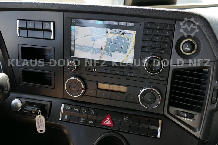 Стандартен влекач MERCEDES-BENZ Actros 1845 BigSpace Retarder XL-Tank Navi EU6
