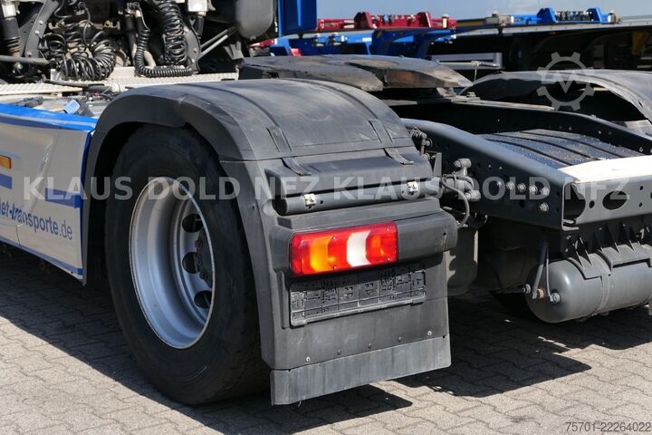 Стандартен влекач MERCEDES-BENZ Actros 1845 BigSpace Retarder XL-Tank Navi EU6