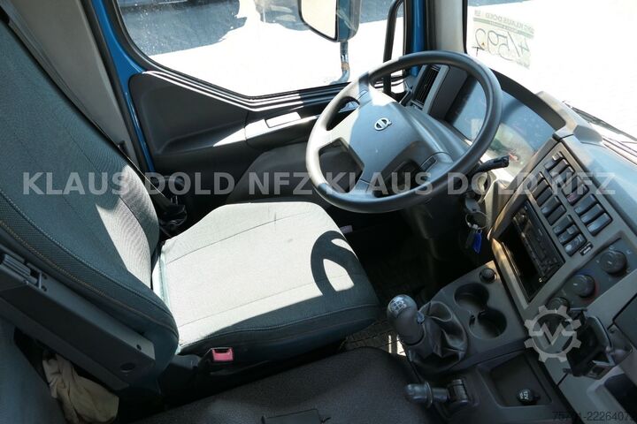 משאית שטוחה VOLVO FL 280 Pritsche Kran HMF Funk Bordwände Euro 6