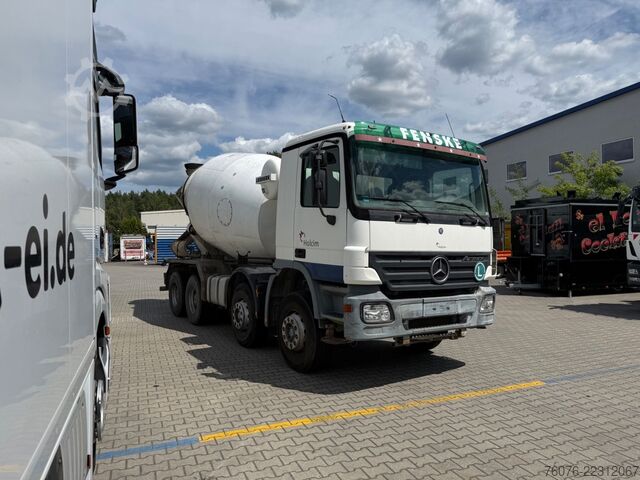 Autodomíchávač betonu MERCEDES-BENZ MB Actros 3241 B 8x4/4 Liebherr HTM 904 Klima