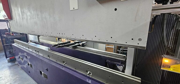 Abkantpresse Bystronic PR6 250-4100 6 axes