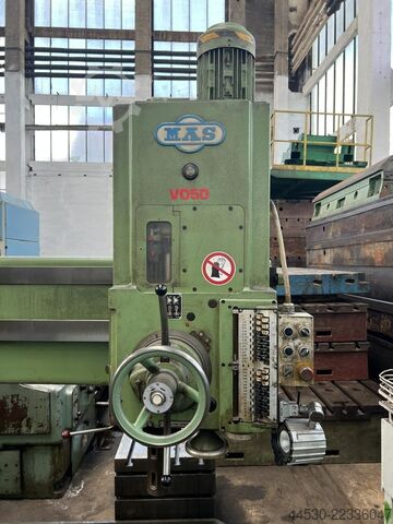 Mesin bor radial MAS KOVOSVIT VO 50