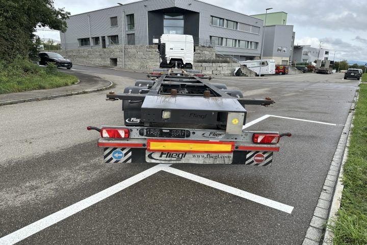 Príves Fliegl TWP 180 BDF / Swiss-Vehicle