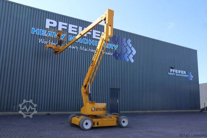Teleskopiskā darba platforma Snorkel A38E Electric, 13.5m Working Height, 6.1m Reach, 2