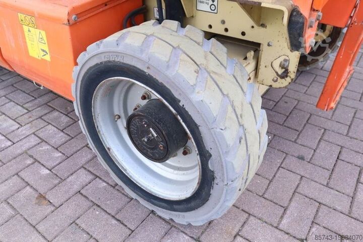 Ножничный подъемник JLG M4069 Hybrid, 14.2m Working Height, 360kg Capacity