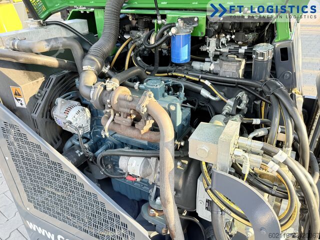 4-vejs gaffeltruck Combilift CB3000 DIESEL TRIPLEX 4900 POSITIONER