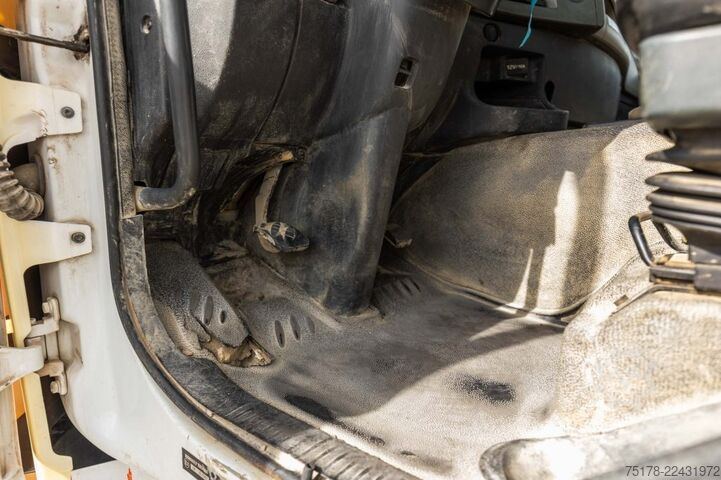 خلاط RENAULT PREMIUM-LANDER 380 DXI + STETTER