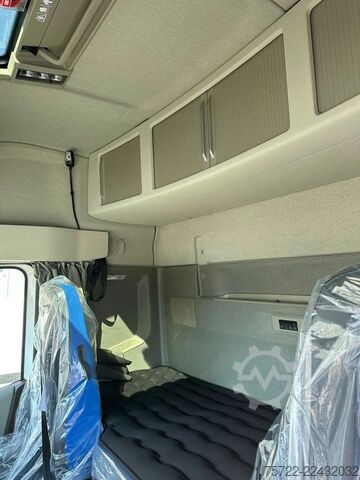  Volvo FH 460 6x2-4 Globetrott. Fahrgestell LAGER
