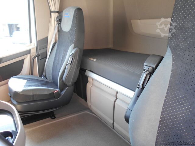  DAF XG 480 - LOW DECK