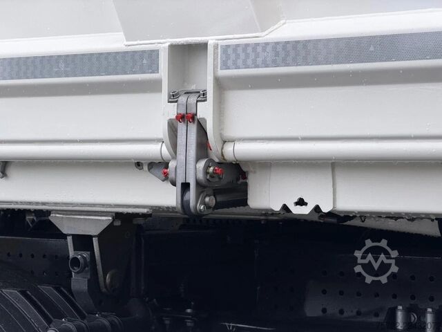 3-Seiten-Kipper MAN TGS 41.480 8x4 BB mit Meiller 3-Seitenkipper