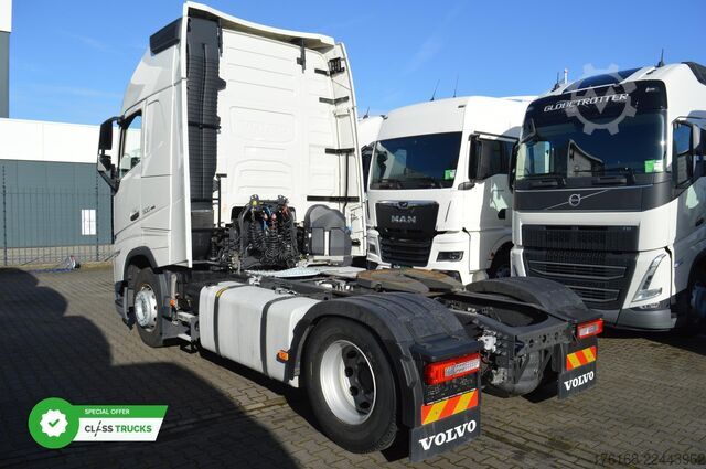 Standarta vilcējs VOLVO FH 500 Globetrotter XL