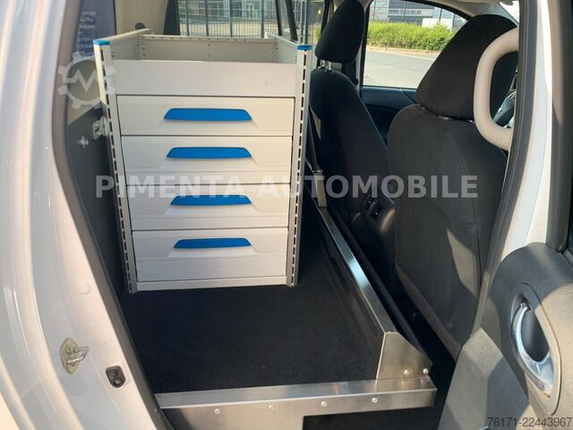 Pritschenwagen NISSAN Navara NP300 4x4 190PS Ausbau Regal  3,5t AHK