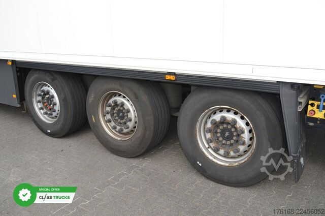 Gjysmë rimorkio frigoriferike SCHMITZ CARGOBULL SKO FP 45 ThermoKing SLXi 300