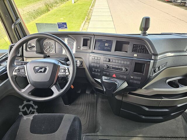 Standard-SZM MAN 18.470 TGX GX RETARDER 2X TANK