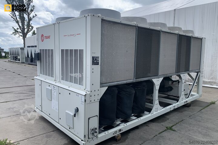 Chladič Used Industrial Chiller TRANE - 380.9 kW | With warranty